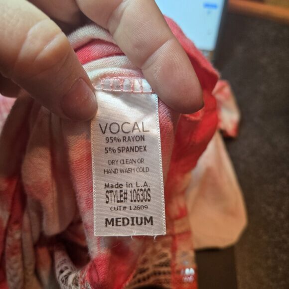 VOCAL Pink Tie Dye Studded Cross V Neck Short Sleeve Ed Hardy Style Med USA Made - Picture 8 of 8